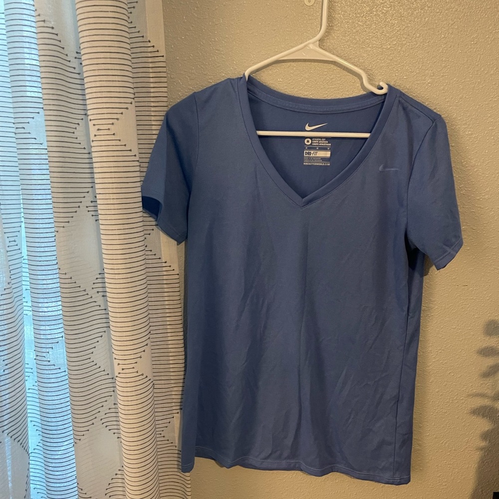 Nike T-shirt